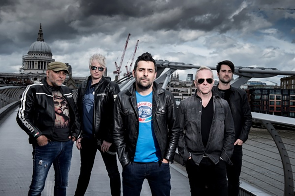 Gun — Favourite Pleasures review