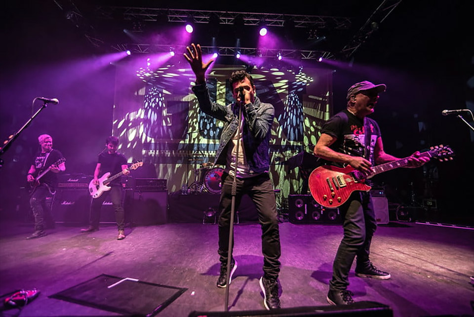 Gun_Favourite_Pleasures